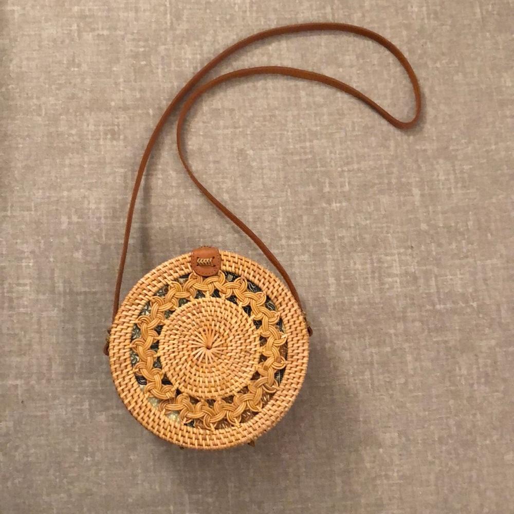 Handwoven purse